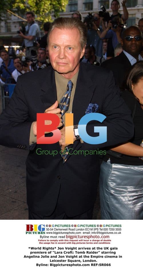 Jon Voight at "Lara Croft: Tomb Raider" Premiere