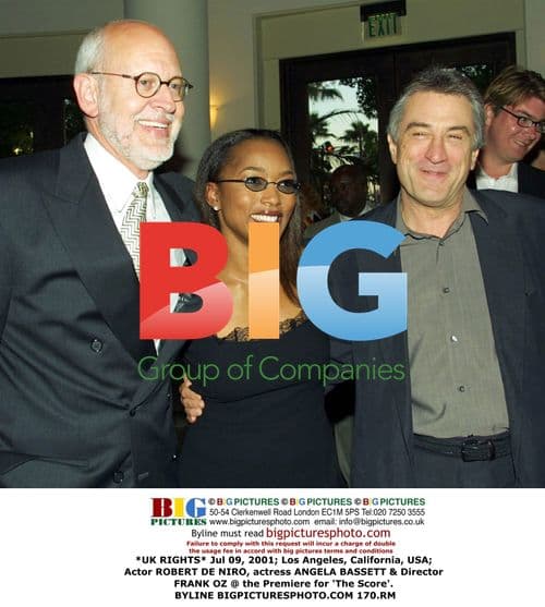 Robert De Niro, Angela Bassett & Frank Oz at 'The Score' Premiere