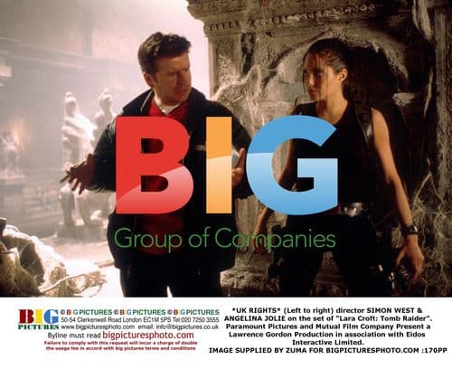 Angelina Jolie & Simon West on "Lara Croft: Tomb Raider" set