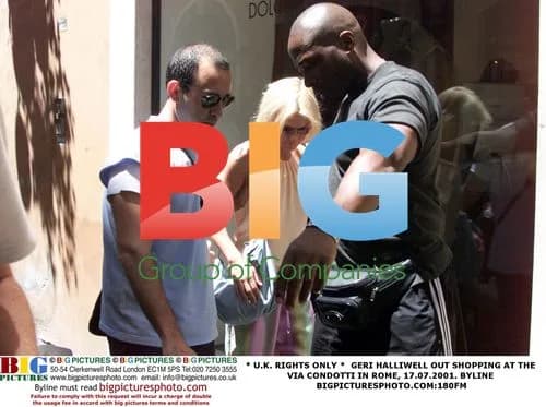 Geri Halliwell shopping in Rome