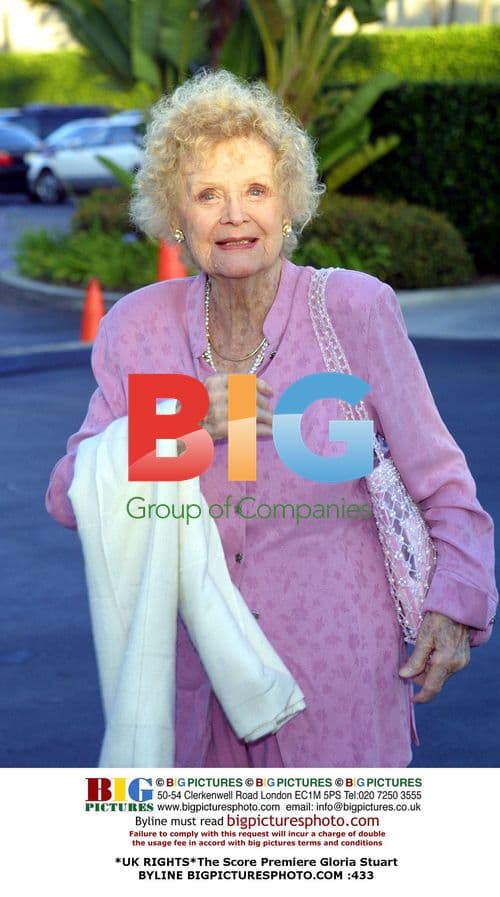 Gloria Stuart at 'The Score' Premiere