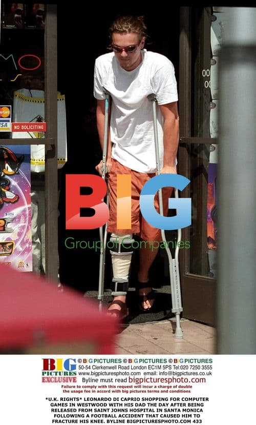 Leonardo DiCaprio Shopping After Hospital Release