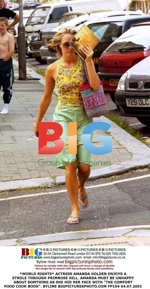 Amanda Holden walks in Primrose Hill