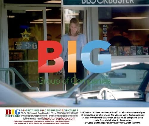 Steffi Graf and Andre Agassi shop for videos
