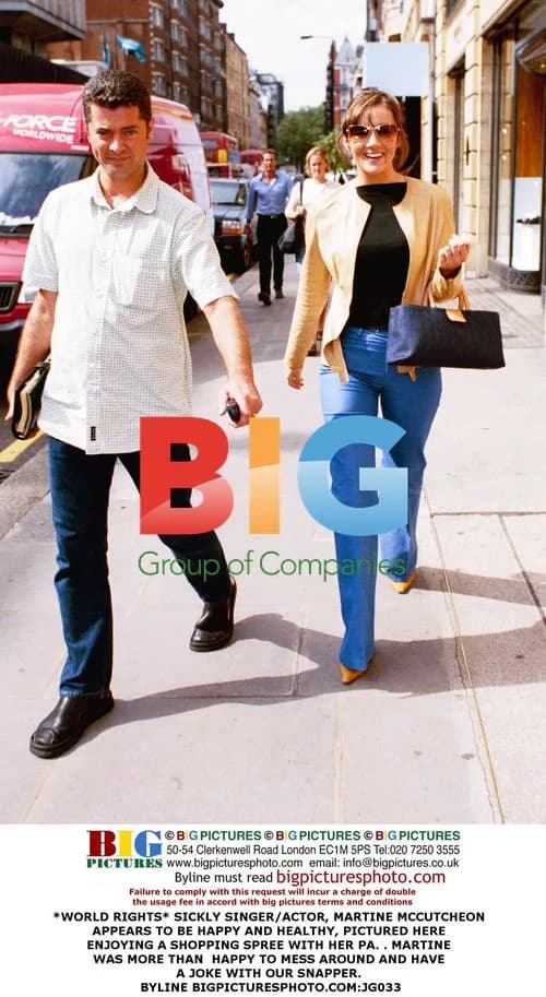 Martine McCutcheon Shopping with PA