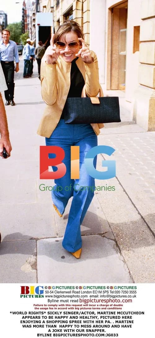 SICKLY SINGER/ACTOR MARTINE MCCUTCHEON ENJOYS SHOPPING