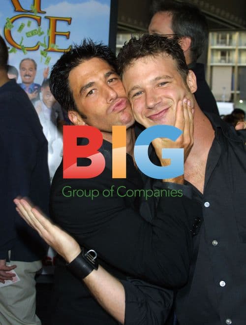 Phil Buckman & Vince Vieluf at 'Rat Race' premiere