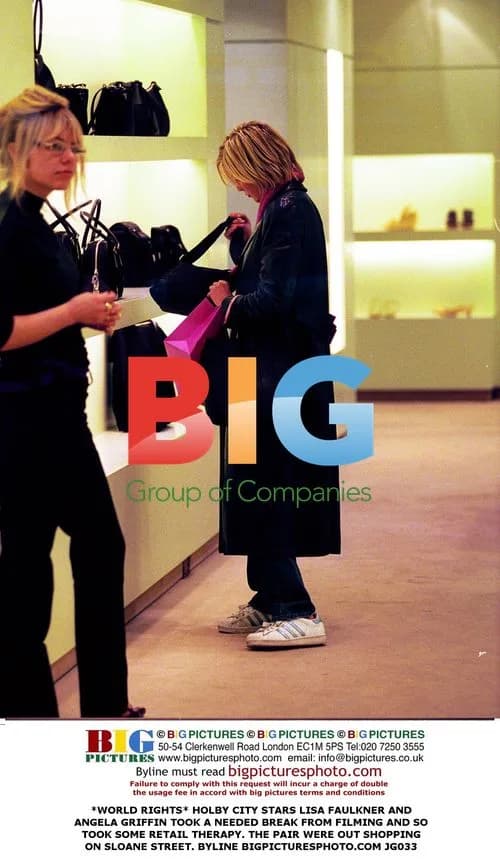 HOLBY CITY Stars Lisa Faulkner and Angela Griffin Shopping