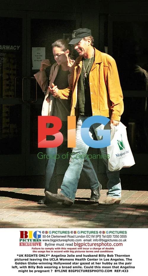 Angelina and Billy Bob leave UCLA center
