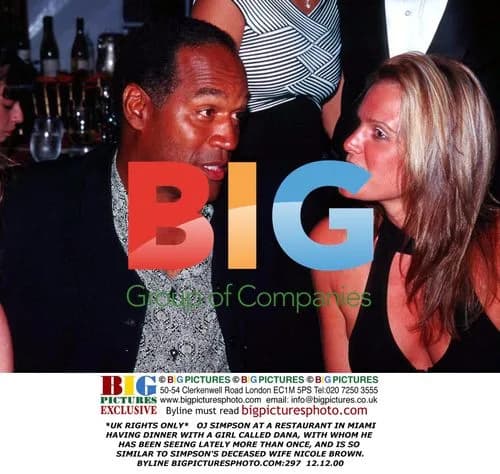 OJ Simpson Dining with Woman in Miami