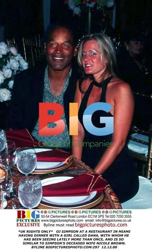 OJ Simpson at Miami Restaurant