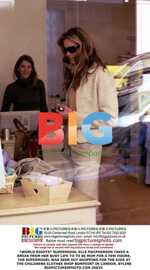 Elle Macpherson shopping for kids