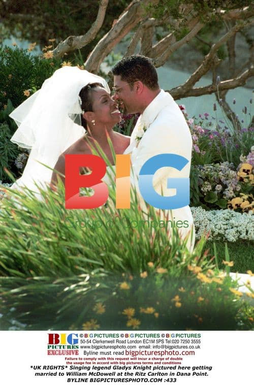 Gladys Knight marries William McDowell at Ritz Carlton