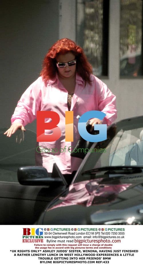 Winona Judd Exits Lunch in West Hollywood