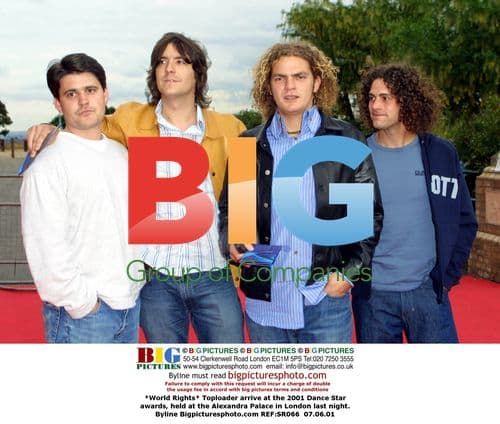 Toploader arrive at 2001 Dance Star awards