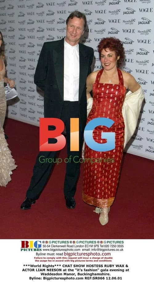 Ruby Wax & Liam Neeson at "it's fashion" gala