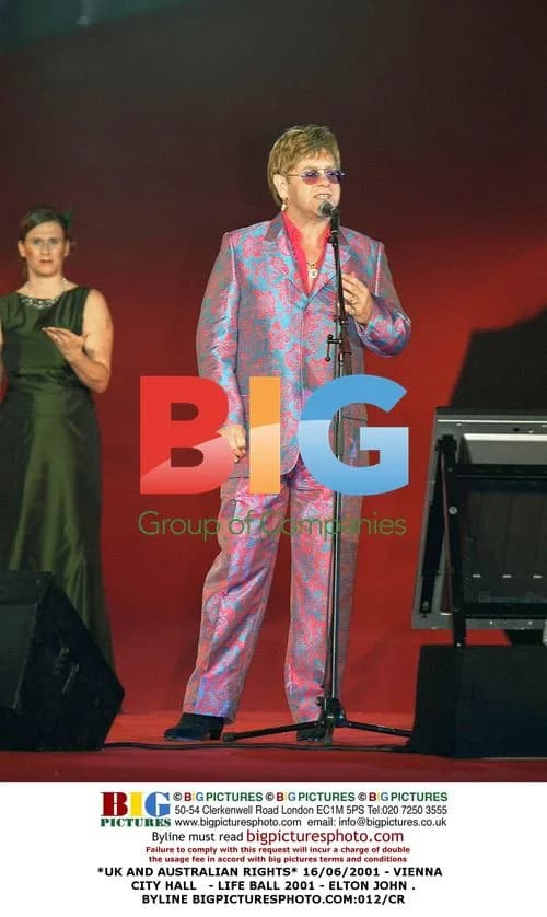 Elton John at LIFE BALL 2001 in Vienna