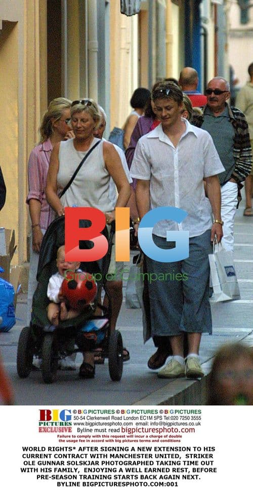 Ole Gunnar Solskjaer Takes Family Break