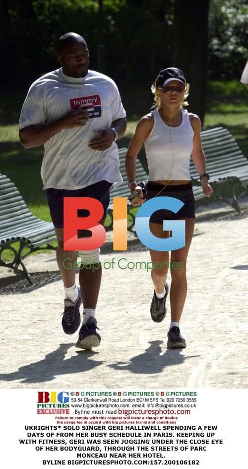 Geri Halliwell Jogging in Paris