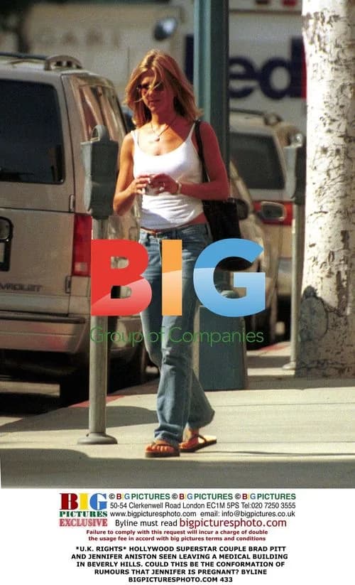 Brad Pitt and Jennifer Aniston Spotted at Medical Building