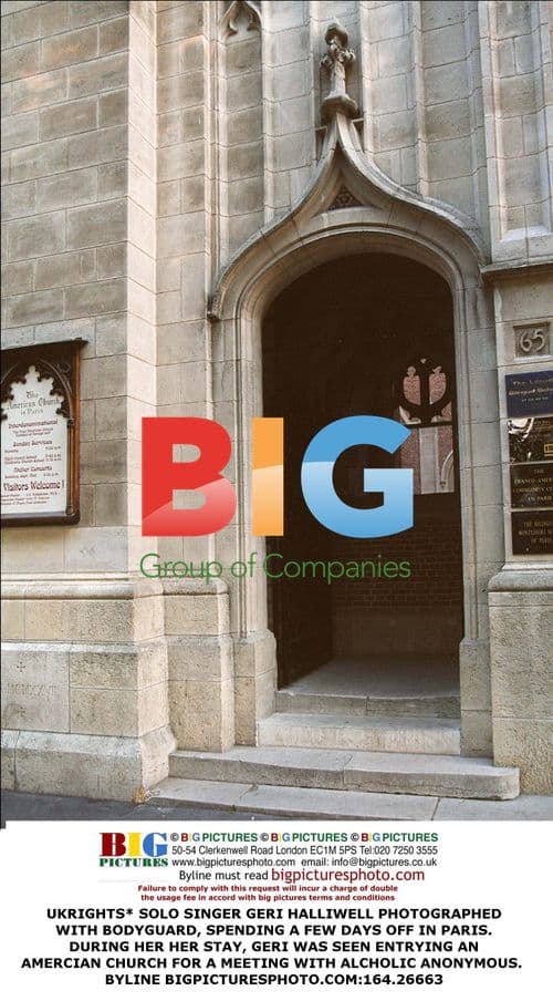 Geri Halliwell Spotted in Paris