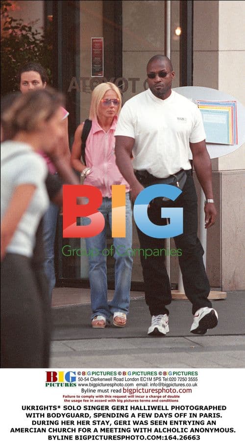 Geri Halliwell Photographed in Paris