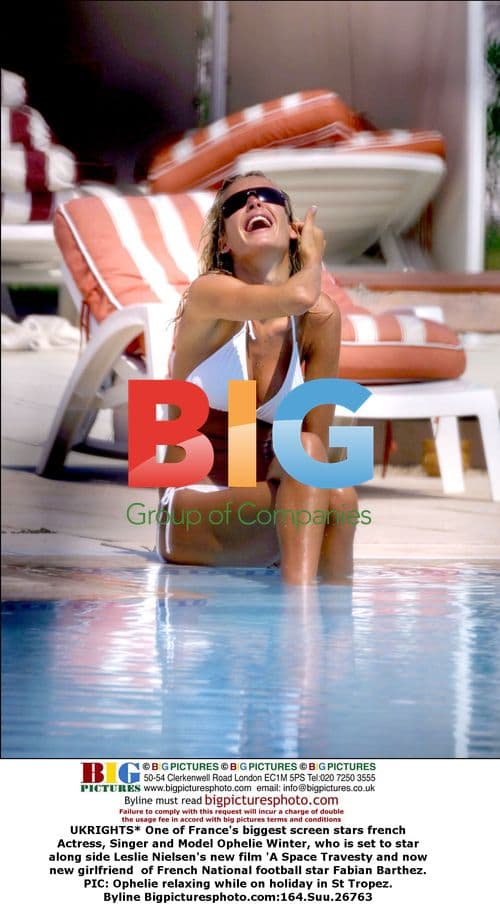 Ophelie Winter Relaxing in St Tropez