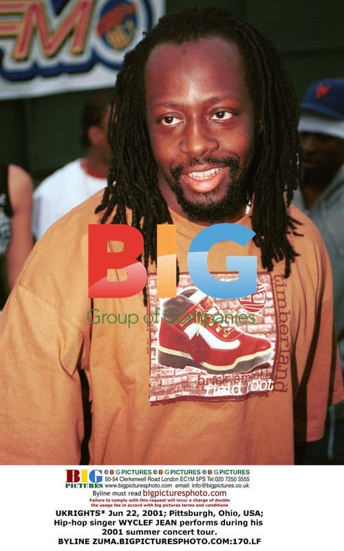 Wyclef Jean Performs on 2001 Summer Concert Tour