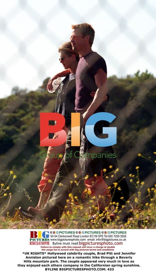 Brad Pitt and Jennifer Anniston's Romantic Hike