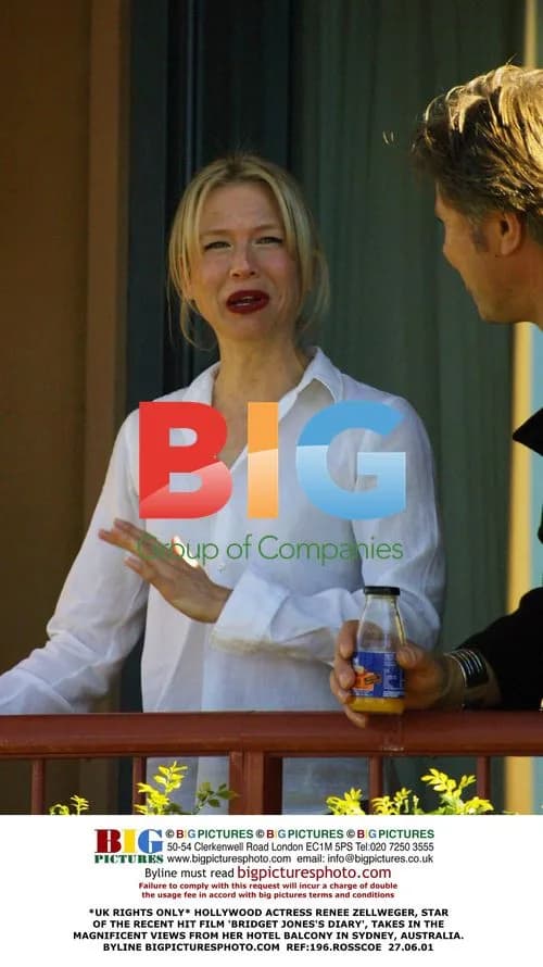 Renee Zellweger enjoys Sydney views
