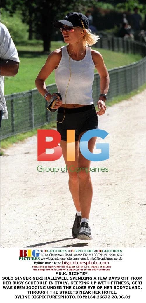 Geri Halliwell Jogging in Italy