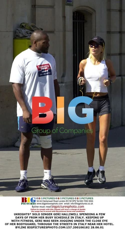 Geri Halliwell Jogging in Italy