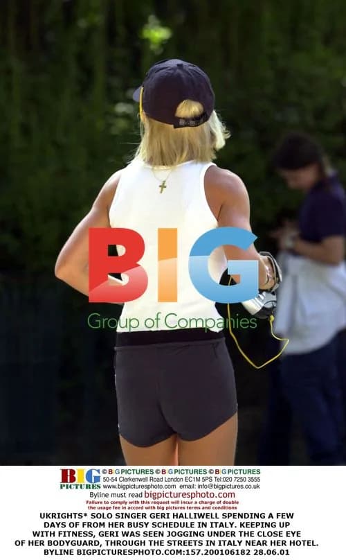 Geri Halliwell Jogging in Italy