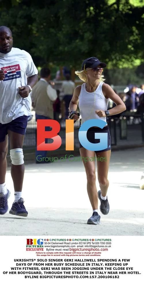Geri Halliwell Jogging in Italy