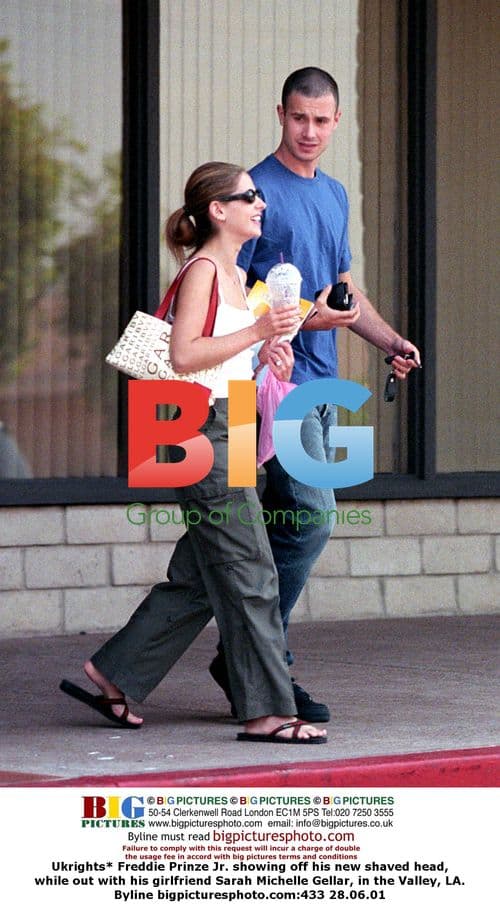 Freddie Prinze Jr. and Sarah Michelle Gellar out in LA