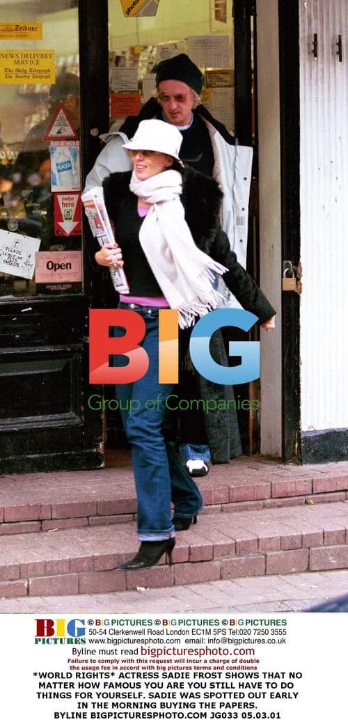 Sadie Frost Buying Newspapers