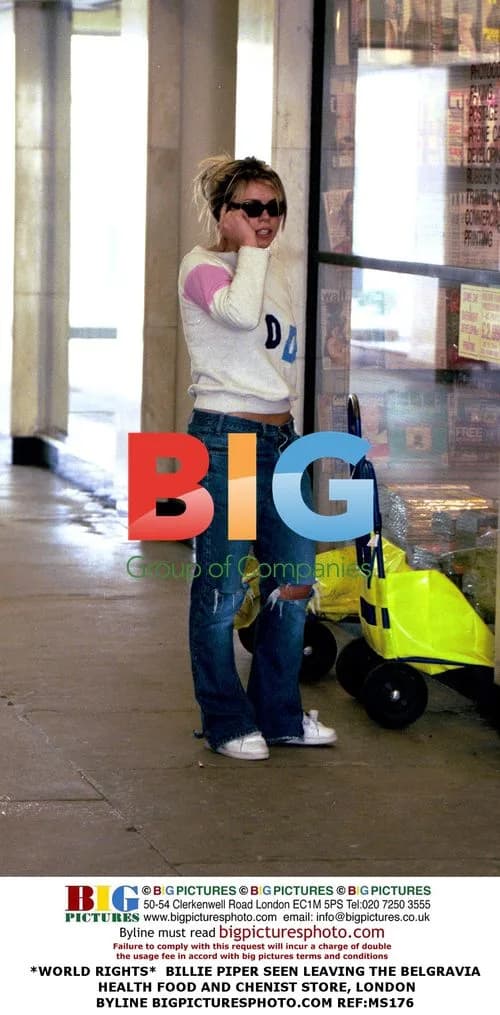 Billie Piper leaving Belgravia health food store