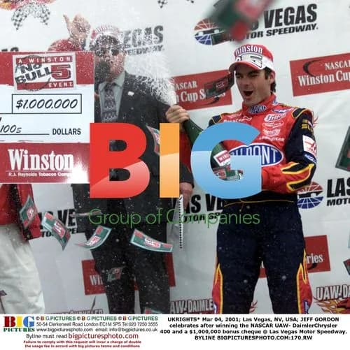 Jeff Gordon Wins NASCAR Race in Las Vegas