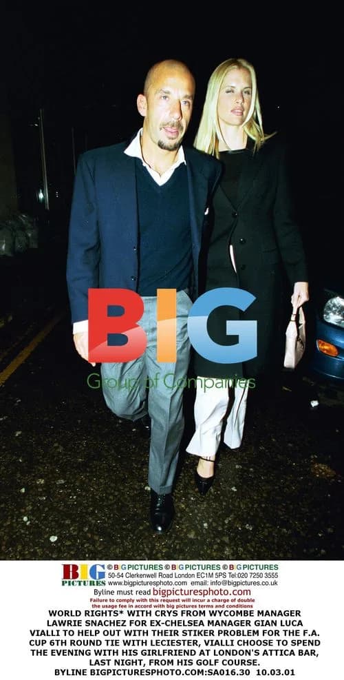 Vialli Spends Evening with Girlfriend