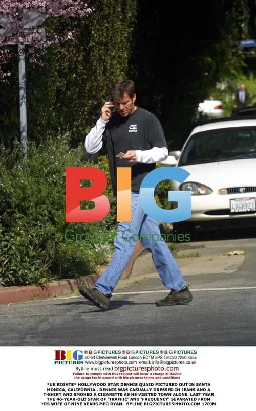 Dennis Quaid Spotted in Santa Monica