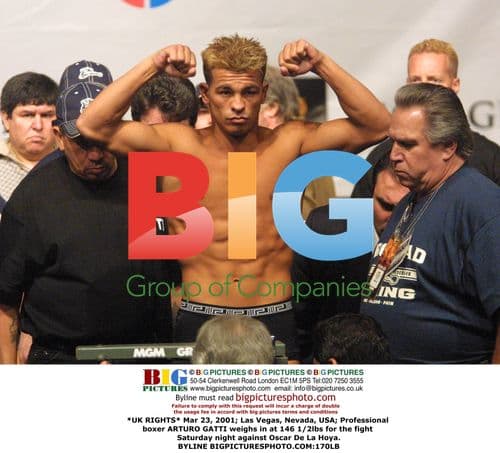 Arturo Gatti Weighs In for Fight Against De La Hoya
