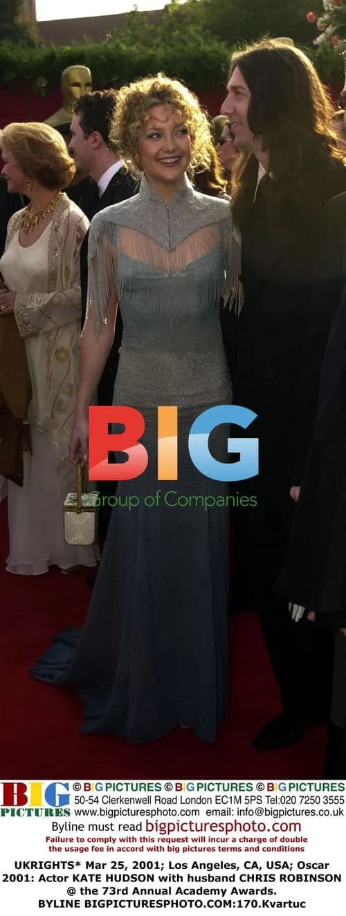 KATE HUDSON & Chris Robinson at Oscars 2001