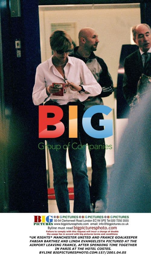 Barthez and Evangelista at Airport