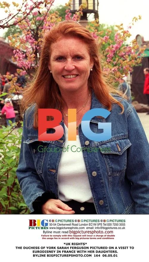 Sarah Ferguson at Eurodisney with daughters