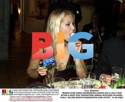 Anna Kournikova Sucks Lollipop in Rome
