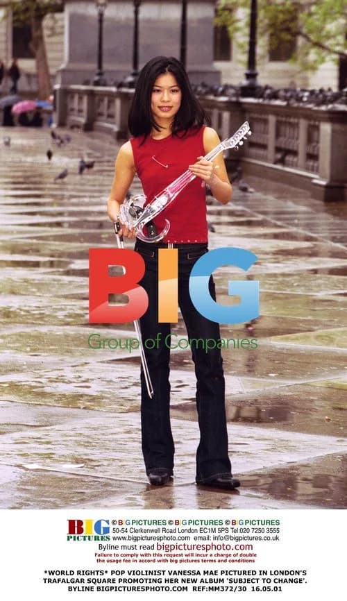 Violinist Vanessa Mae in Trafalgar Square