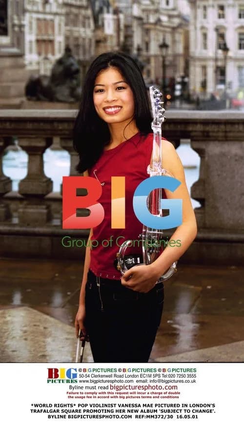 Vanessa Mae promotes new album in Trafalgar Square