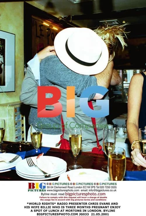 Chris Evans and Pregnant Wife Billie Lunch in London
