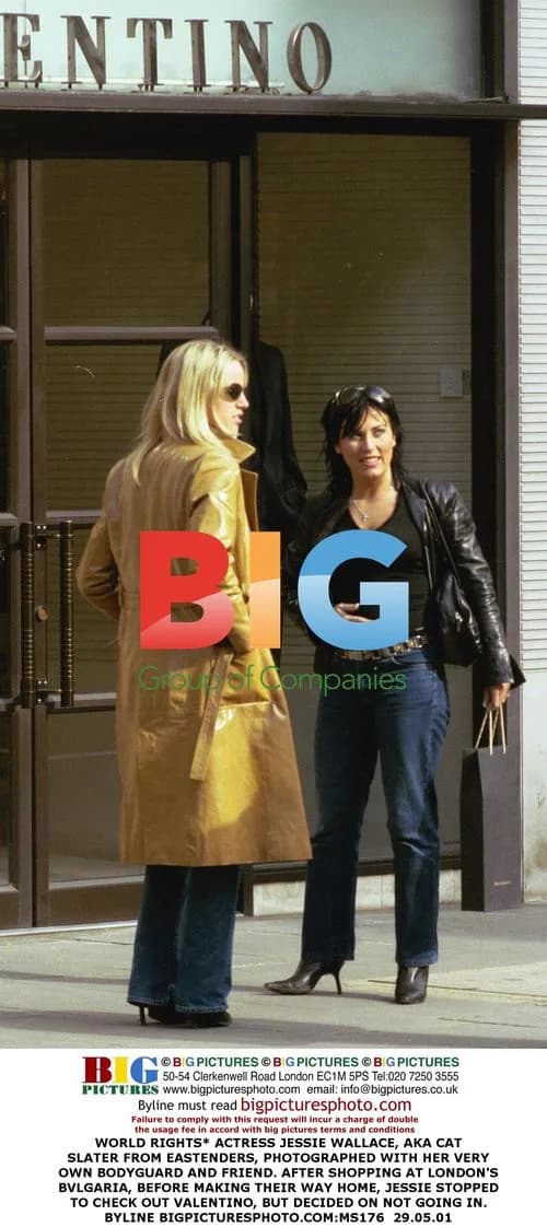 Jessie Wallace Out Shopping in London