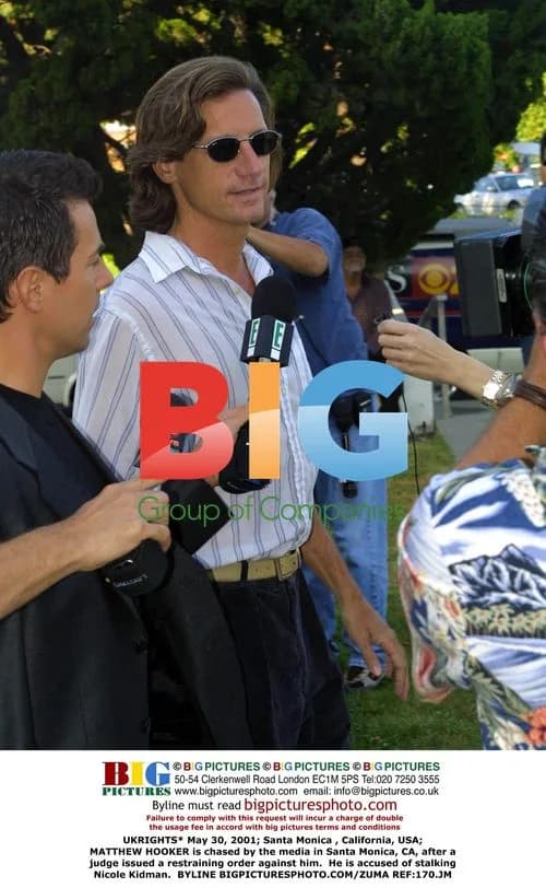 MATTHEW HOOKER chased by media in Santa Monica